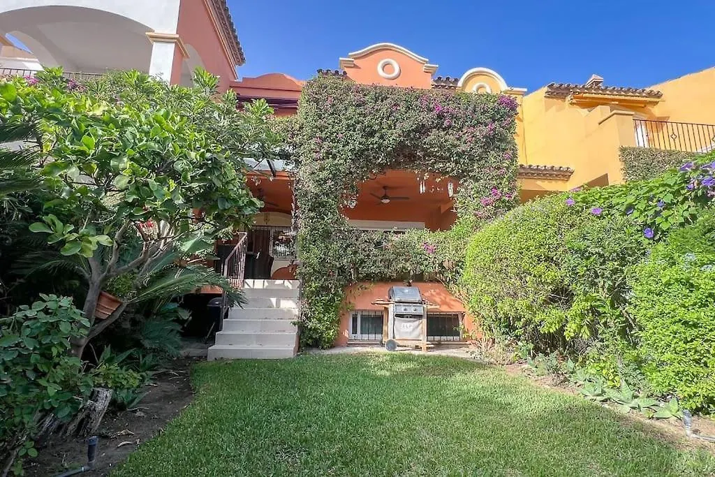 Oleholidays Adosado Alzambra Vasari Puerto Banus Villa Marbella 0*,  Spain